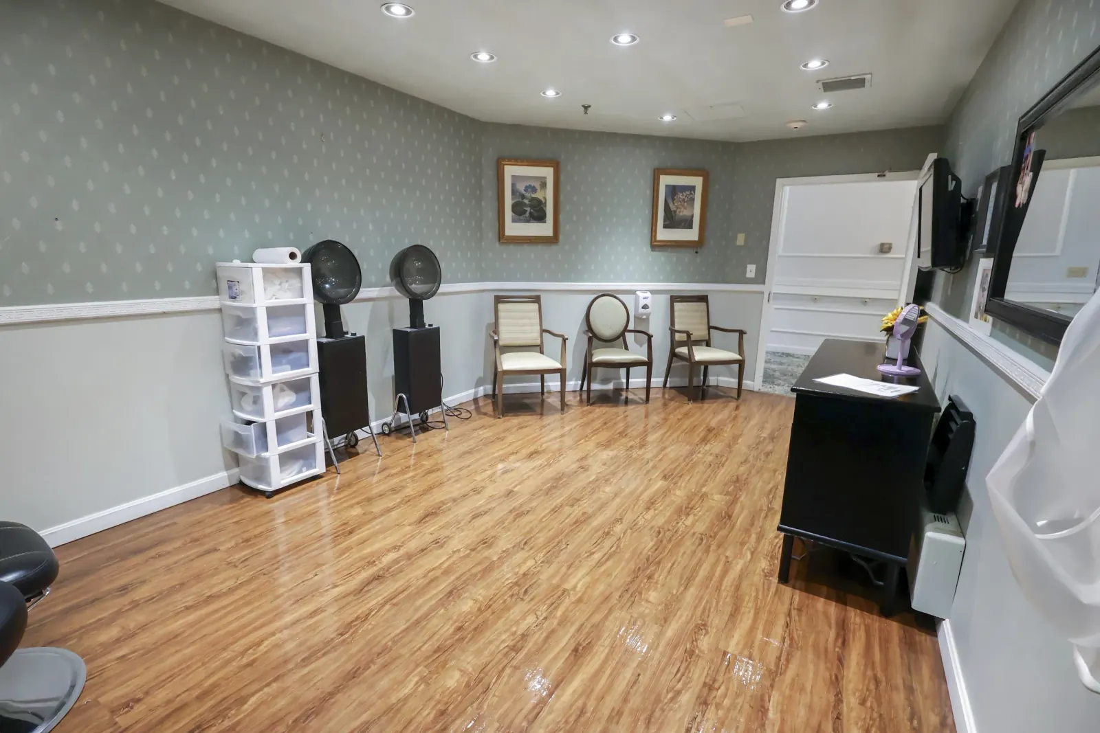 Queen Anne living space